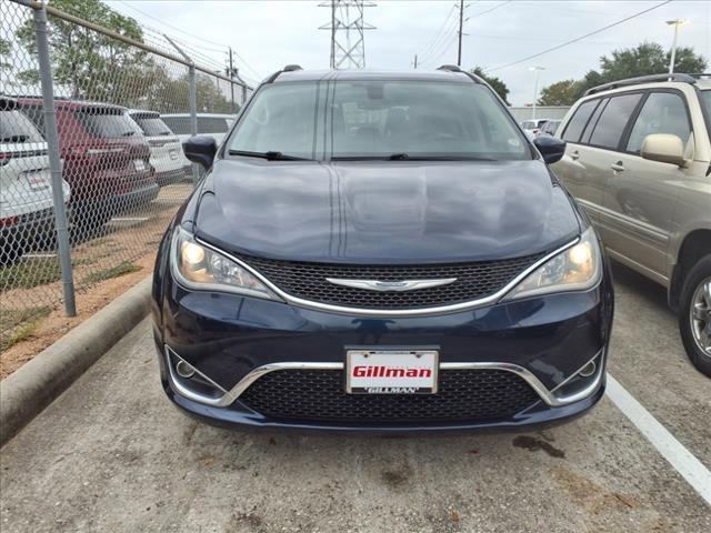 used 2017 Chrysler Pacifica car, priced at $24,000