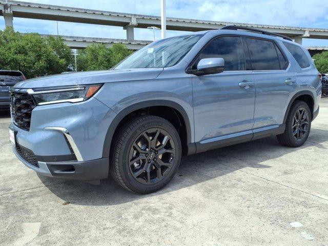 new 2025 Honda Pilot car, priced at $51,305