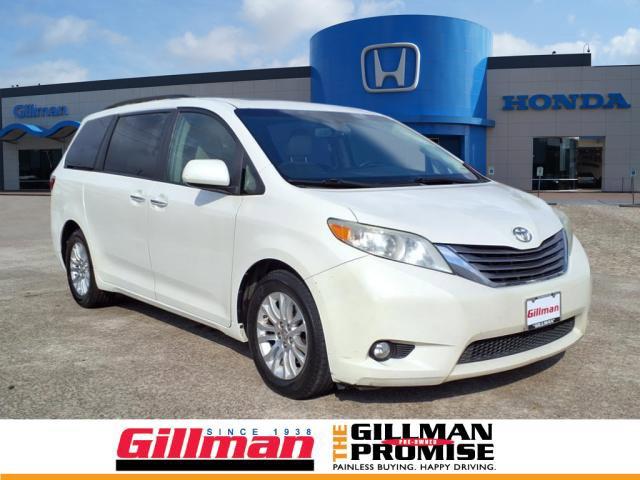 used 2017 Toyota Sienna car, priced at $12,995