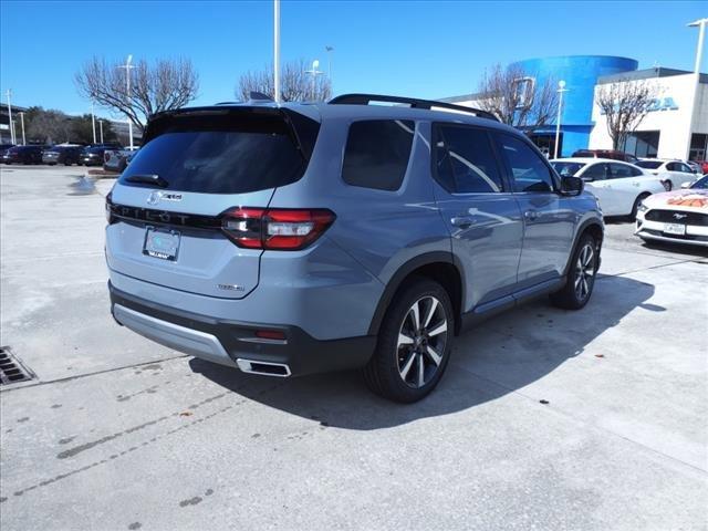 new 2025 Honda Pilot car, priced at $49,405