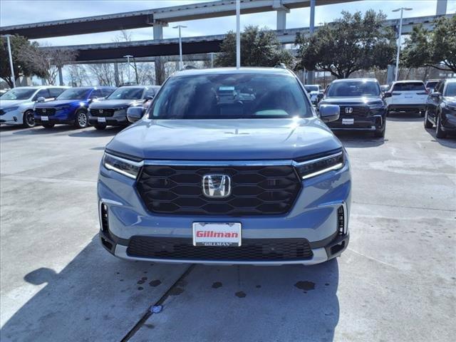 new 2025 Honda Pilot car, priced at $49,405