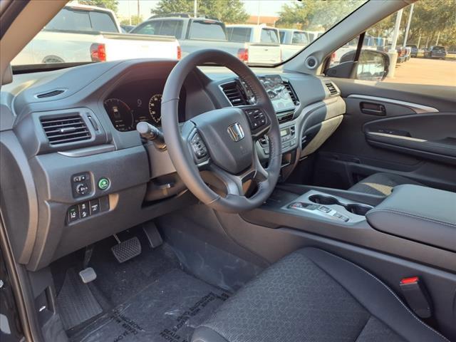 new 2025 Honda Ridgeline car, priced at $43,945