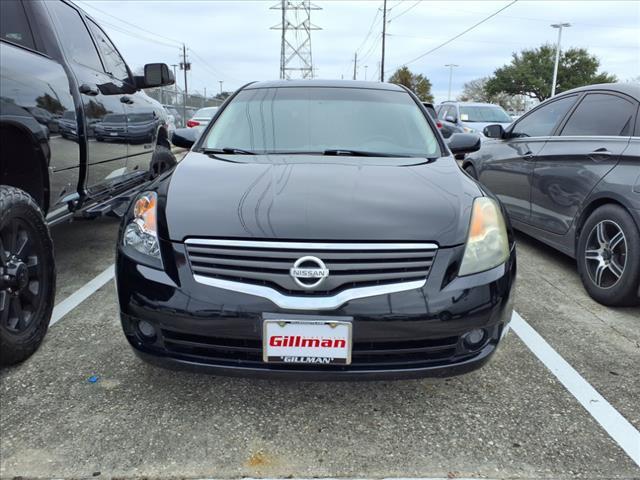 used 2009 Nissan Altima car, priced at $10,000