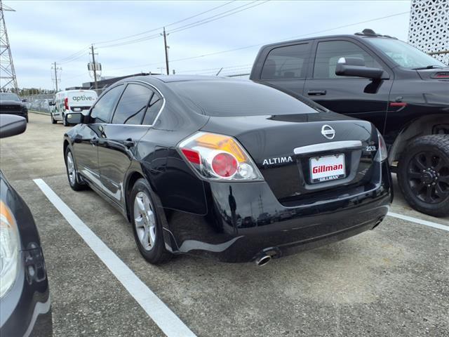 used 2009 Nissan Altima car, priced at $10,000