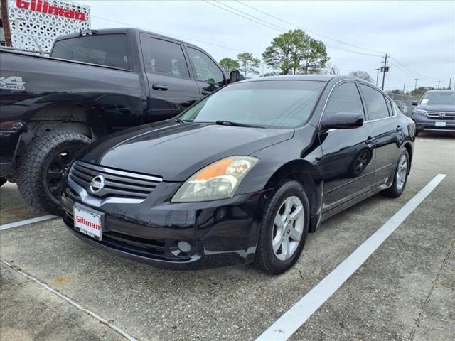 used 2009 Nissan Altima car, priced at $10,000