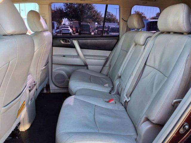 used 2011 Toyota Highlander car, priced at $5,995
