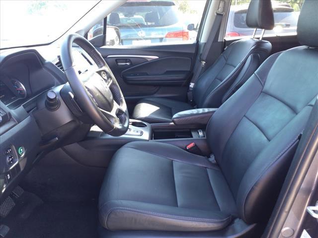 used 2022 Honda Pilot car, priced at $22,995