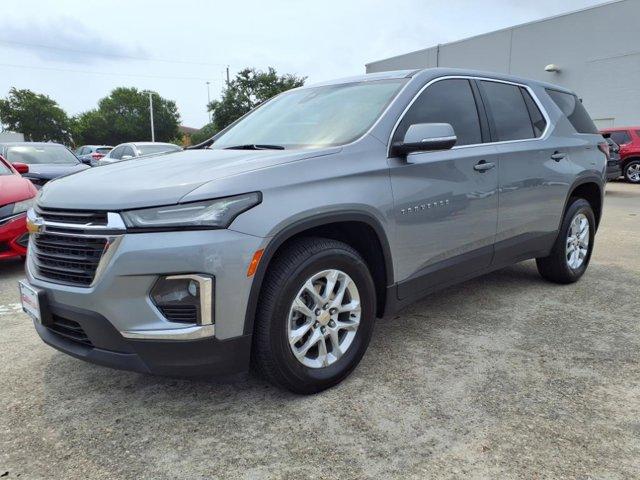 used 2023 Chevrolet Traverse car, priced at $28,995