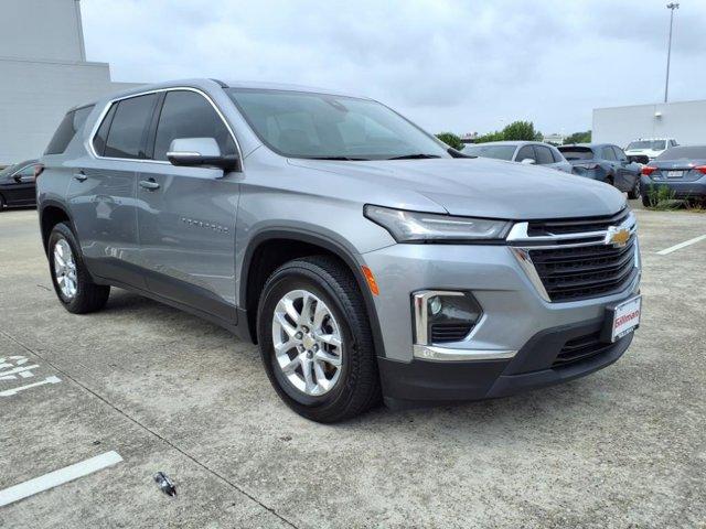 used 2023 Chevrolet Traverse car, priced at $28,995