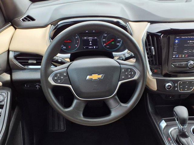 used 2023 Chevrolet Traverse car, priced at $28,995