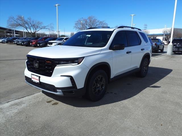 new 2025 Honda Pilot car, priced at $51,305