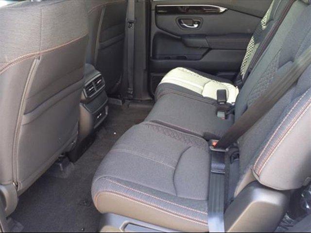 new 2025 Honda Pilot car, priced at $42,105