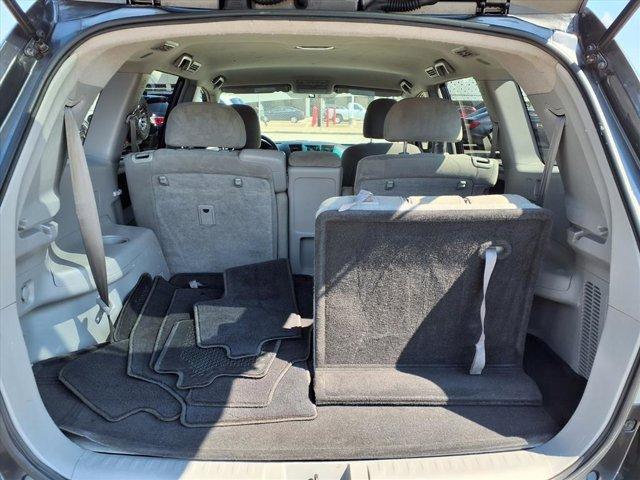 used 2013 Toyota Highlander car, priced at $11,995