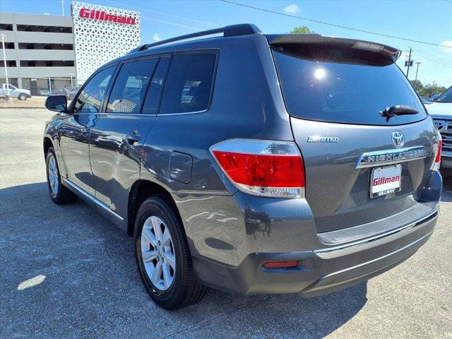 used 2013 Toyota Highlander car, priced at $11,995