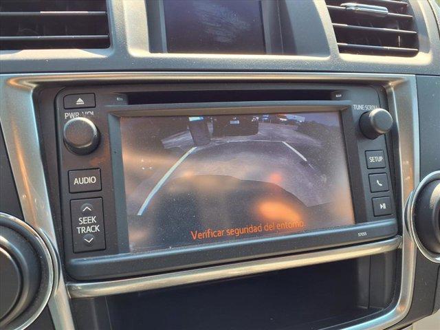 used 2013 Toyota Highlander car, priced at $11,995