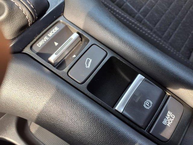 used 2025 Honda HR-V car, priced at $27,495