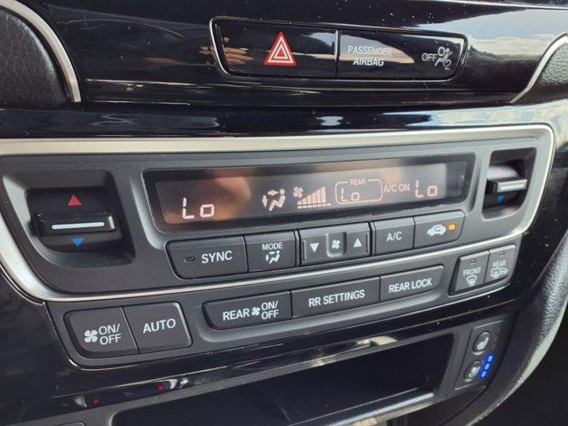 used 2022 Honda Passport car, priced at $29,495