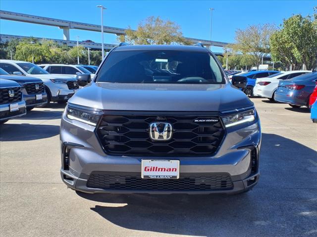 new 2025 Honda Pilot car, priced at $57,695