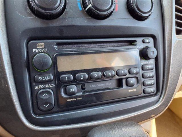 used 2003 Toyota Highlander car, priced at $6,995