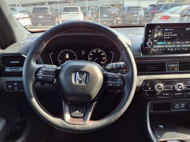 used 2025 Honda Pilot car, priced at $45,995