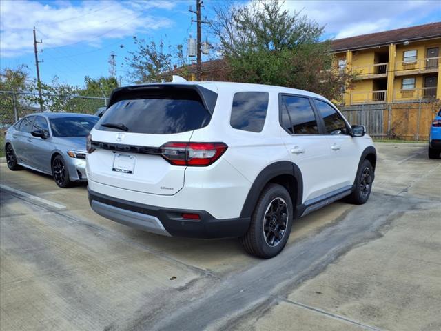 new 2025 Honda Pilot car, priced at $50,200