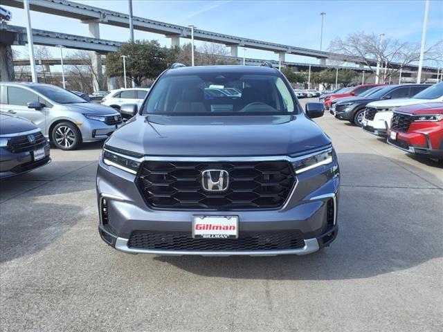 new 2025 Honda Pilot car, priced at $51,050