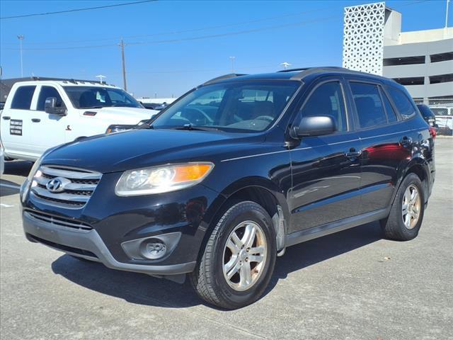 used 2012 Hyundai Santa Fe car, priced at $11,000