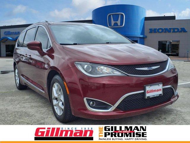 used 2019 Chrysler Pacifica car, priced at $15,795