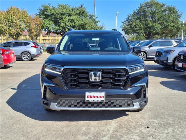 new 2025 Honda Pilot car, priced at $51,095