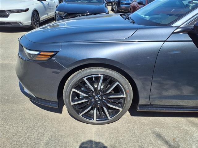 new 2025 Honda Accord Hybrid car, priced at $40,495