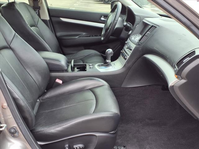 used 2009 INFINITI G37 car, priced at $10,000