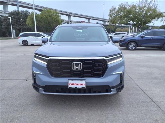 new 2025 Honda Pilot car, priced at $54,985