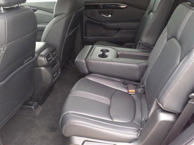 new 2025 Honda Pilot car, priced at $45,405