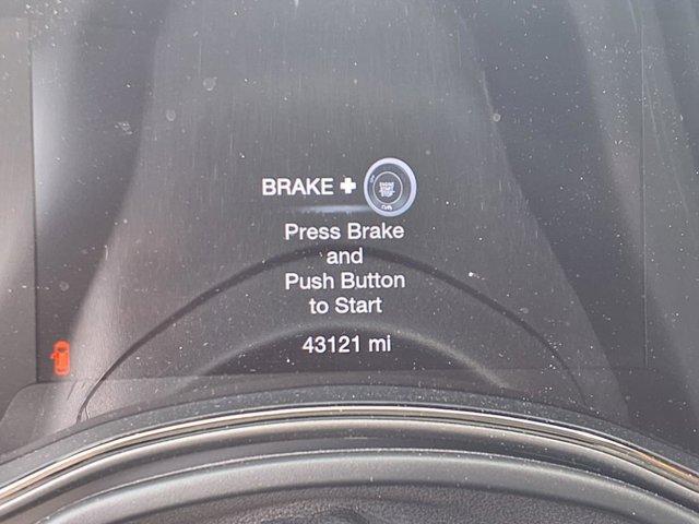 used 2019 Jeep Grand Cherokee car, priced at $39,000