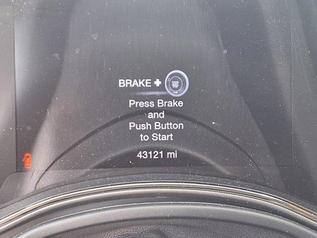 used 2019 Jeep Grand Cherokee car, priced at $39,000