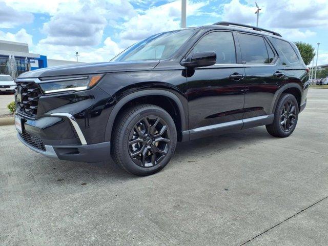 new 2025 Honda Pilot car, priced at $50,850