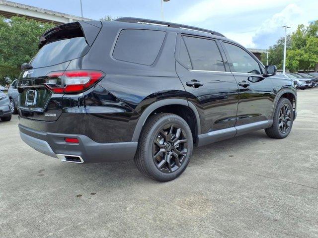 new 2025 Honda Pilot car, priced at $50,850