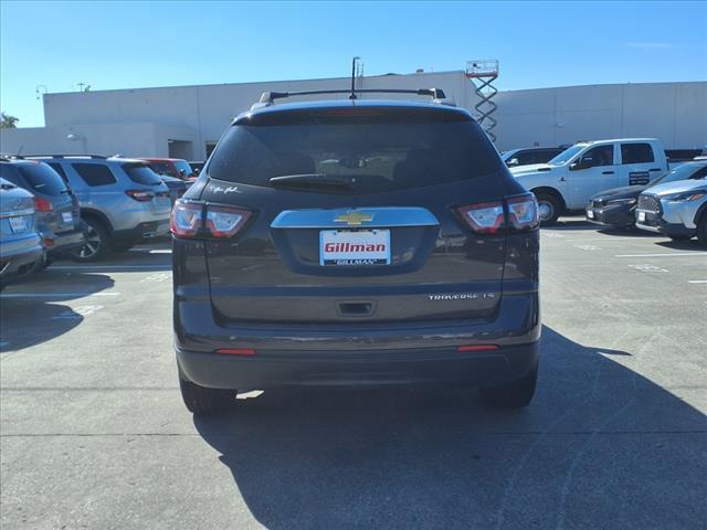 used 2015 Chevrolet Traverse car, priced at $11,000