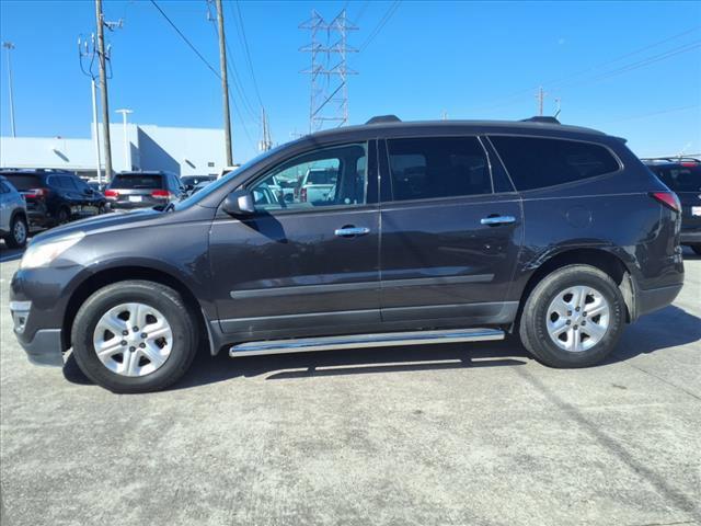 used 2015 Chevrolet Traverse car, priced at $11,000