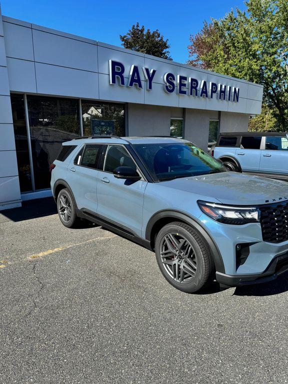 new 2025 Ford Explorer car, priced at $61,599