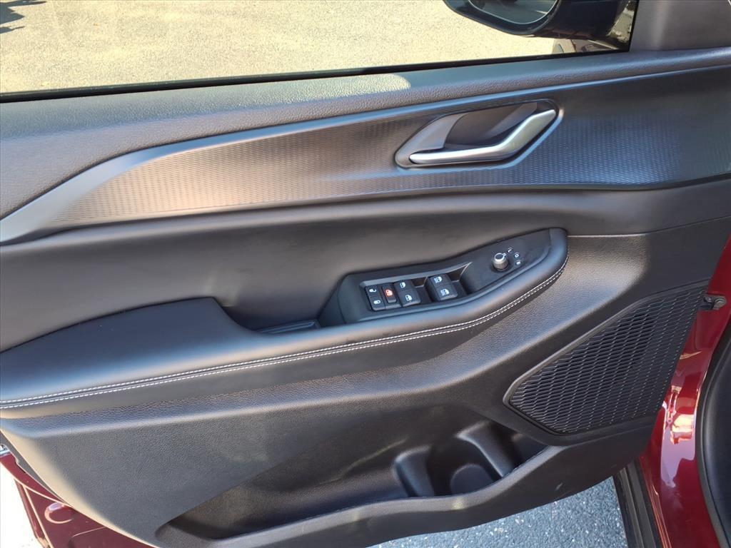 used 2024 Jeep Grand Cherokee car, priced at $36,492