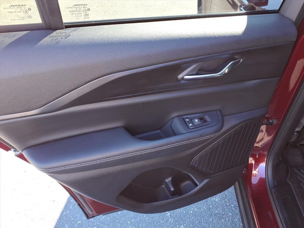 used 2024 Jeep Grand Cherokee car, priced at $36,492