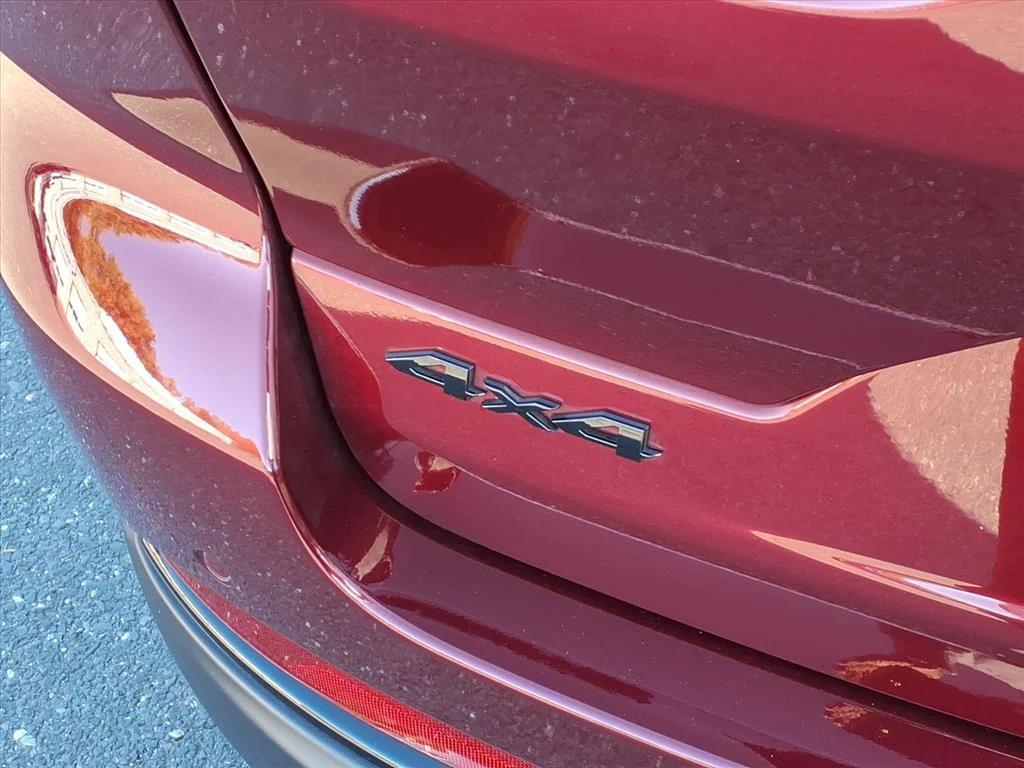 used 2024 Jeep Grand Cherokee car, priced at $36,492