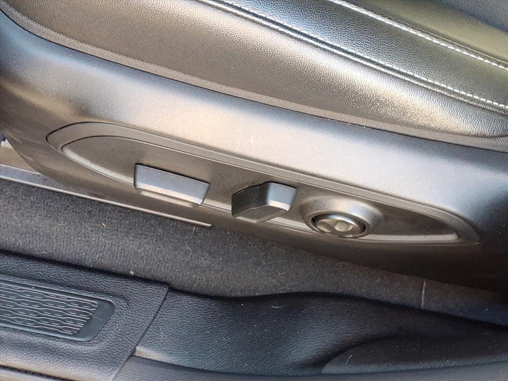 used 2024 Jeep Grand Cherokee car, priced at $36,492