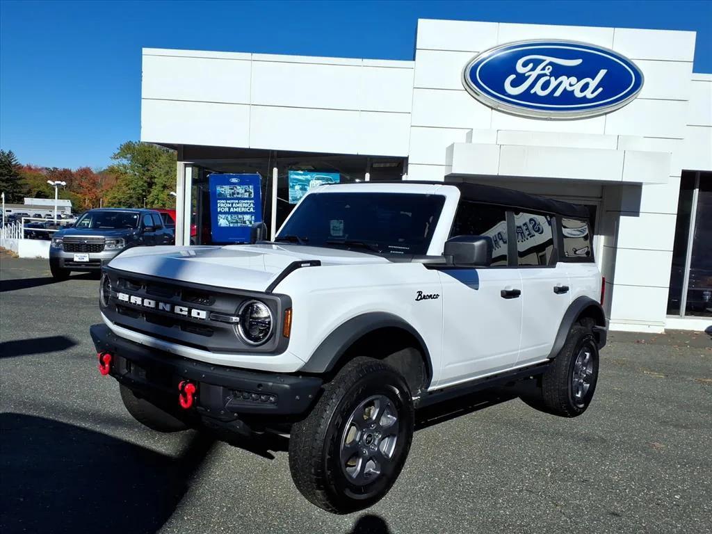 used 2024 Ford Bronco car, priced at $39,995