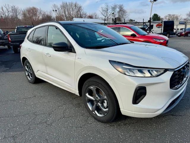 new 2024 Ford Escape car, priced at $31,990