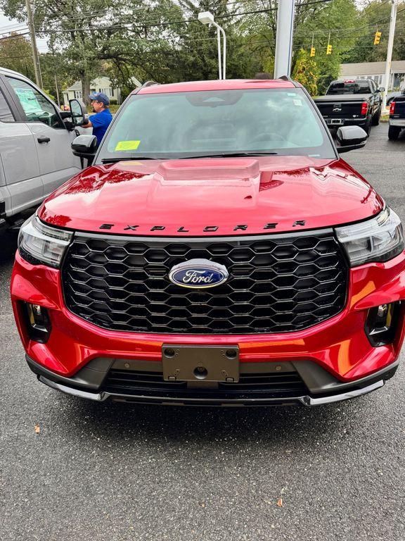 new 2025 Ford Explorer car, priced at $52,417