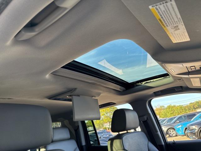 used 2017 Chevrolet Suburban car, priced at $21,485