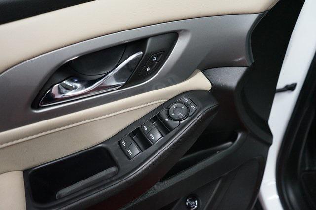 used 2022 Chevrolet Traverse car, priced at $25,485