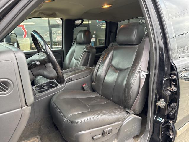 used 2006 GMC Sierra 2500 car, priced at $9,900